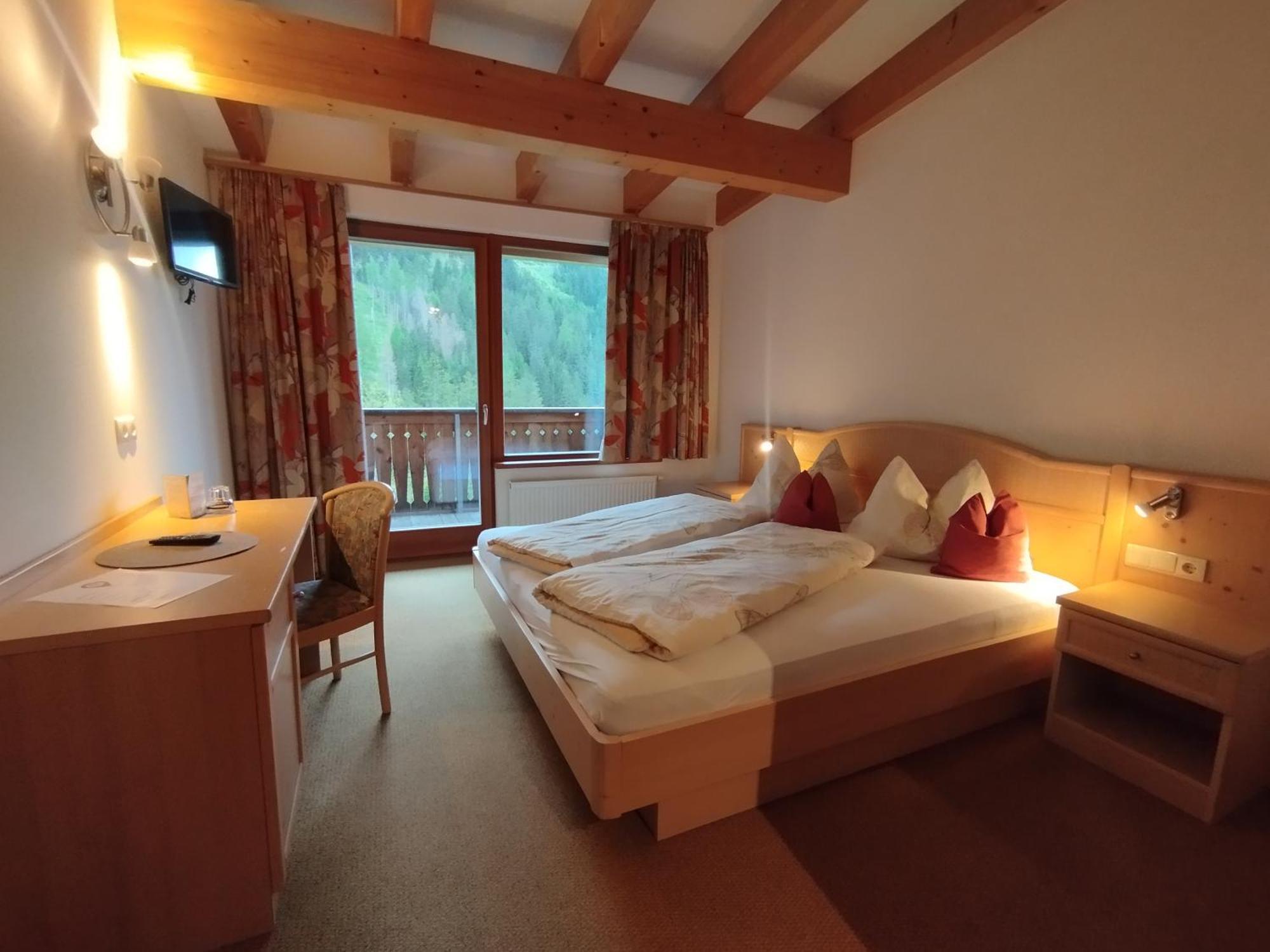 Romy's Bed & Breakfast Braies (Prags)